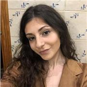 Profesora de castellano nativa, apta para todos los niveles y edades.